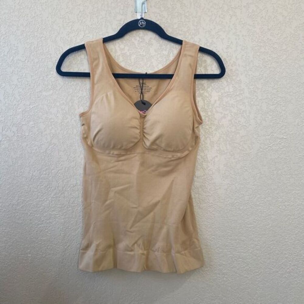 Woman Ocean Cami Bra Tank Top InstaShaper Technology Shapewear